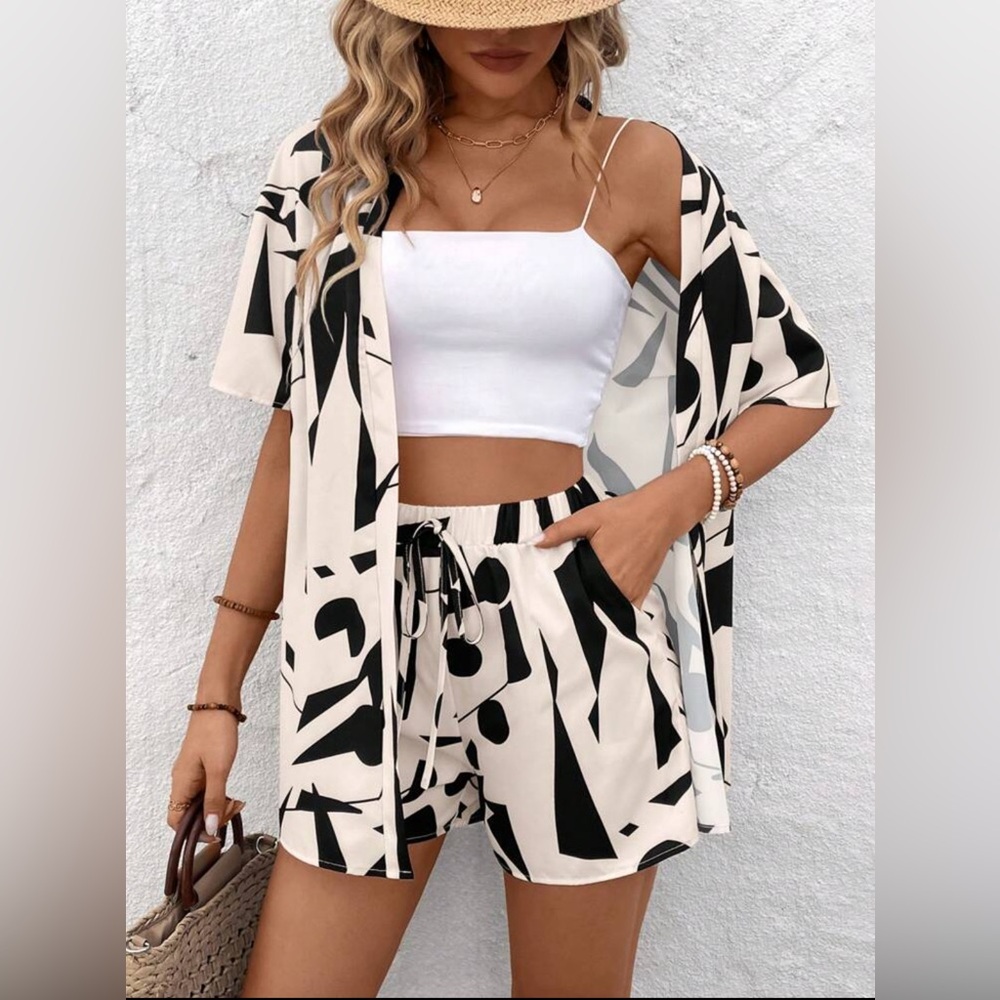 Black and White Geometric Print Two-Piece Set